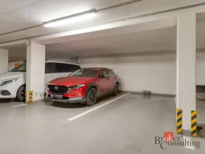 Pronájem bytu 2+kk, Praha - Vysočany, Paříkova, 60 m2