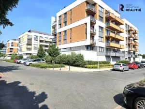Prodej bytu 1+kk, Praha - Třebonice, Do zahrádek I, 32 m2