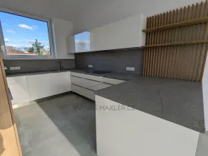 Pronájem vily, Úvaly, Hvězdova, 162 m2