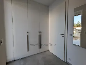 Pronájem vily, Úvaly, Hvězdova, 162 m2