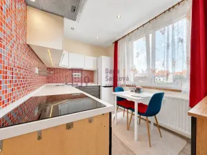 Prodej bytu 4+1, Nová Bystřice, Tovární, 81 m2