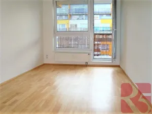 Pronájem bytu 2+kk, Praha - Vysočany, Pod Harfou, 57 m2