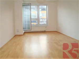 Pronájem bytu 2+kk, Praha - Vysočany, Pod Harfou, 57 m2