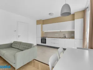Pronájem bytu 2+kk, Lanškroun - Lanškroun-Vnitřní Město, nám. J. M. Marků, 62 m2