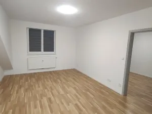 Pronájem bytu 2+1, Strakonice - Strakonice II, Dukelská, 58 m2