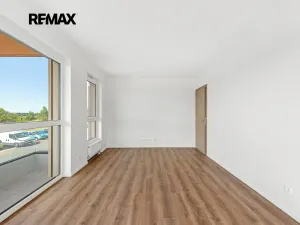 Prodej bytu 2+kk, Praha - Černý Most, Arnošta Valenty, 49 m2