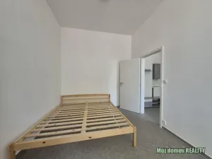 Pronájem bytu 2+kk, Praha - Kbely, Luštěnická, 48 m2