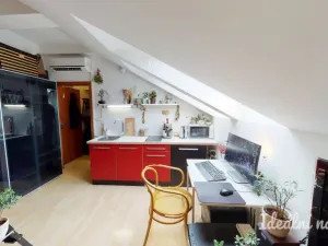 Pronájem bytu 1+kk, Brno - Zábrdovice, Körnerova, 22 m2