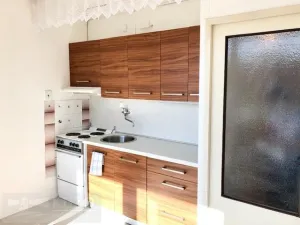 Pronájem bytu 1+1, Žďár nad Sázavou, Komenského, 35 m2