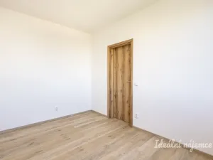 Pronájem bytu 4+1, Praha - Žižkov, Květinková, 74 m2