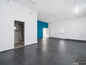 Pronájem obchodního prostoru, Havlíčkův Brod, Smetanovo náměstí, 317 m2