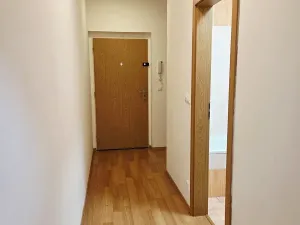 Pronájem bytu 1+kk, Praha - Uhříněves, Václava Trojana, 37 m2
