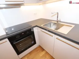 Pronájem bytu 2+kk, Praha - Podolí, Vodárenská, 57 m2