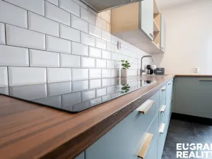 Prodej bytu 4+1, Černošice, Komenského, 97 m2