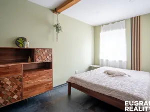 Prodej bytu 4+1, Černošice, Komenského, 97 m2