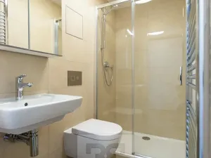 Pronájem bytu 1+kk, Praha - Nové Město, Legerova, 30 m2