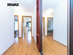 Pronájem bytu 2+kk, Praha - Žižkov, Kališnická, 55 m2
