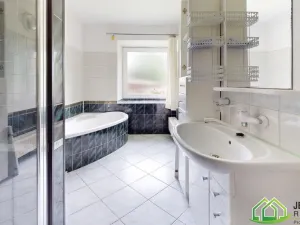 Prodej rodinného domu, Vápenná, 140 m2