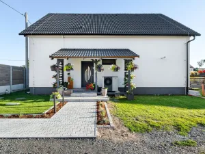Prodej rodinného domu, Mělnické Vtelno - Radouň, Mělnická, 221 m2