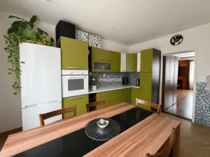 Prodej bytu 3+1, Kladno - Kročehlavy, Anglická, 71 m2