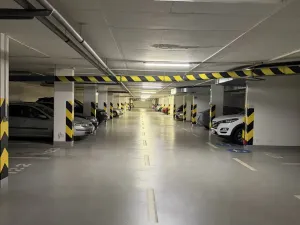 Pronájem garáže, Praha - Vokovice, Irská, 18 m2