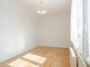 Prodej bytu 2+1, Nové Hrady, 75 m2