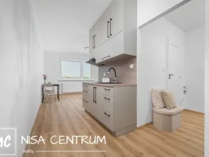 Pronájem bytu 1+kk, Liberec, Polní, 27 m2