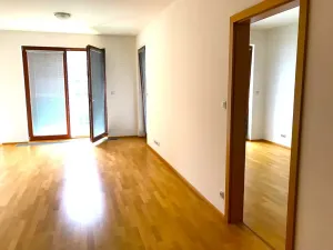 Pronájem bytu 2+kk, Praha - Břevnov, Patočkova, 62 m2