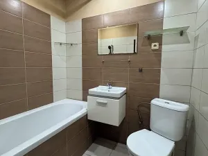 Prodej bytu 2+kk, Hostinné, Nádražní, 52 m2