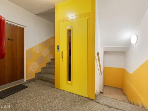 Prodej bytu 3+1, Veselí nad Moravou, Hutník, 75 m2