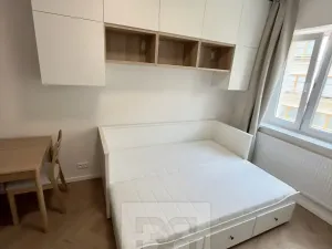 Pronájem bytu 1+kk, Praha - Smíchov, Jindřicha Plachty, 23 m2