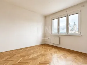 Prodej bytu 3+1, Uničov, Hrdinů, 76 m2