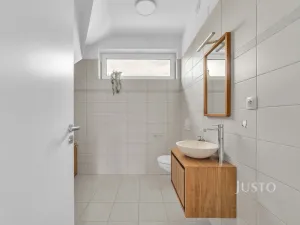 Prodej bytu 4+kk, Býkev, 128 m2