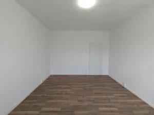 Pronájem bytu 2+1, Klášterec nad Ohří - Miřetice u Klášterce nad Ohří, Královéhradecká, 59 m2