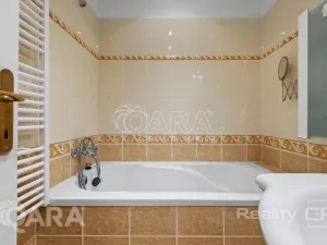 Pronájem bytu 2+1, Praha - Žižkov, Roháčova, 75 m2