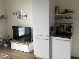 Pronájem bytu 2+kk, Pardubice, Milheimova, 48 m2