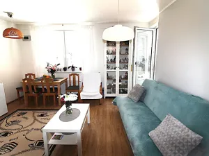 Pronájem bytu 2+kk, Praha - Troja, Hnězdenská, 46 m2
