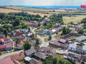 Prodej obchodního prostoru, Přerov - Přerov VI-Újezdec, Hlavní, 220 m2