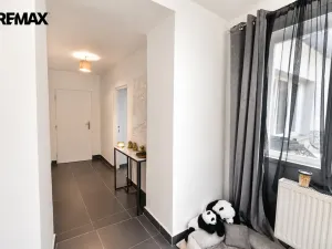 Prodej rodinného domu, Postupice, náměstí Sv. Čecha, 126 m2