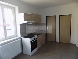 Pronájem bytu 2+1, Příbram, Nádražní, 65 m2
