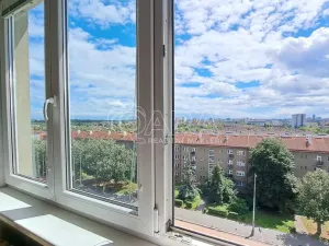Prodej bytu 3+1, Praha - Strašnice, Černokostelecká, 63 m2