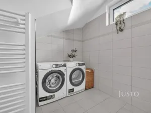 Prodej bytu 4+kk, Býkev, 128 m2