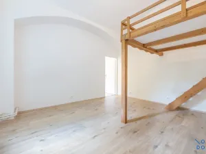 Pronájem bytu 2+kk, Praha - Žižkov, Husitská, 40 m2