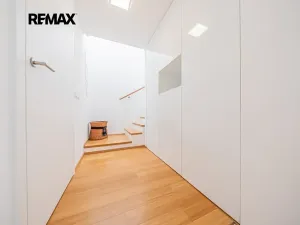 Prodej rodinného domu, Lidice, Starosty Hejmy, 148 m2
