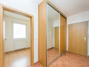 Pronájem bytu 2+kk, Praha - Horní Měcholupy, Hornoměcholupská, 49 m2