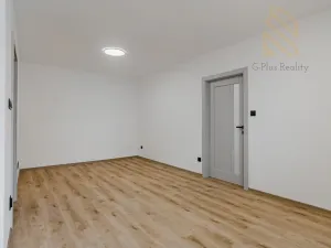 Pronájem bytu 2+kk, Louny, Na Valích, 65 m2