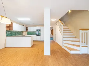Prodej rodinného domu, Praha - Dubeč, K hádku, 180 m2
