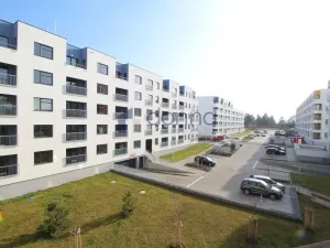 Pronájem bytu 1+kk, Praha, Ke kříži, 31 m2