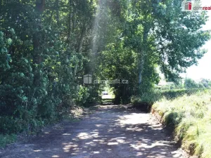 Prodej pozemku pro bydlení, Loukovec, 909 m2