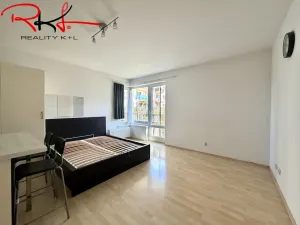 Pronájem bytu 1+kk, Praha - Černý Most, Truhlářova, 31 m2